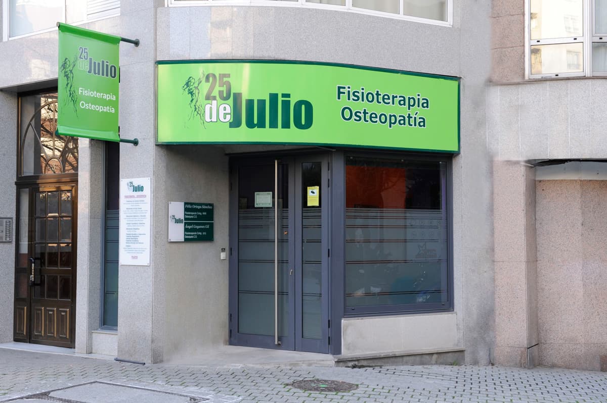 Nuestro centro de fisioterapia y osteopatía en Vigo en imágenes