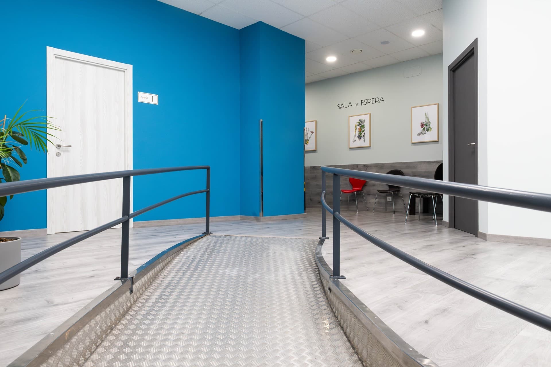 Nuestro centro de fisioterapia y osteopatía en Vigo en imágenes